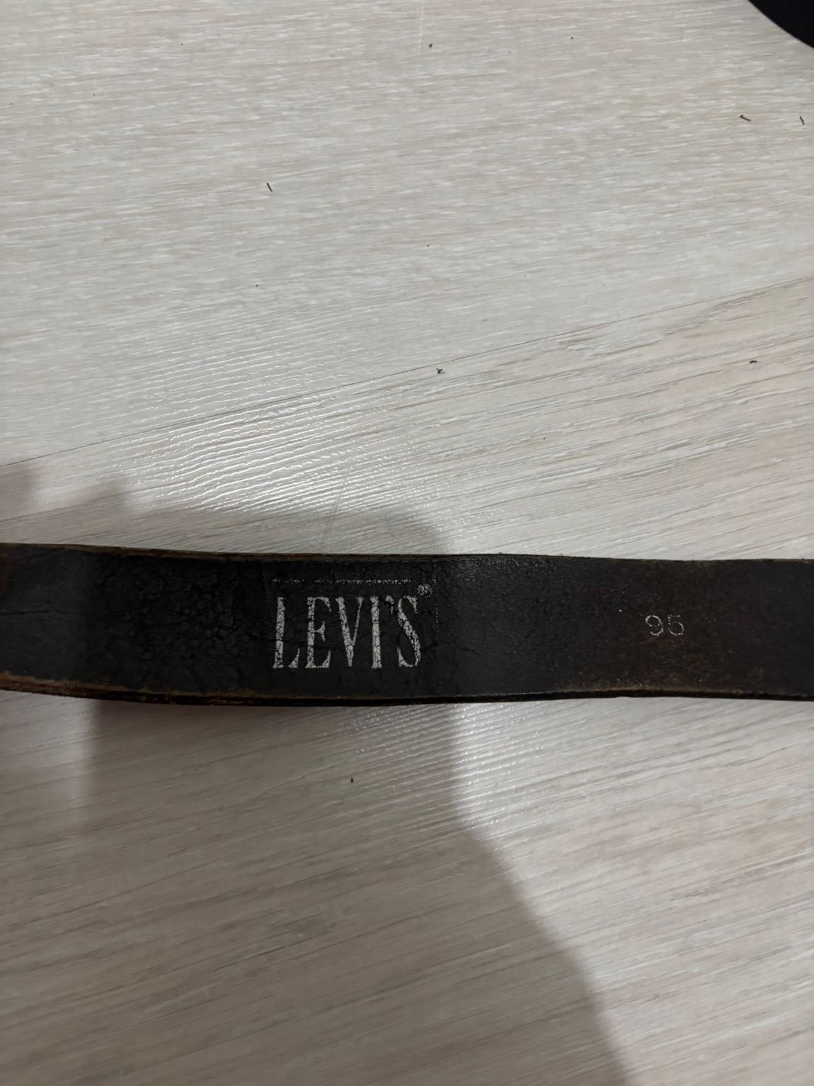 Levis Kemer — görsel 2/3