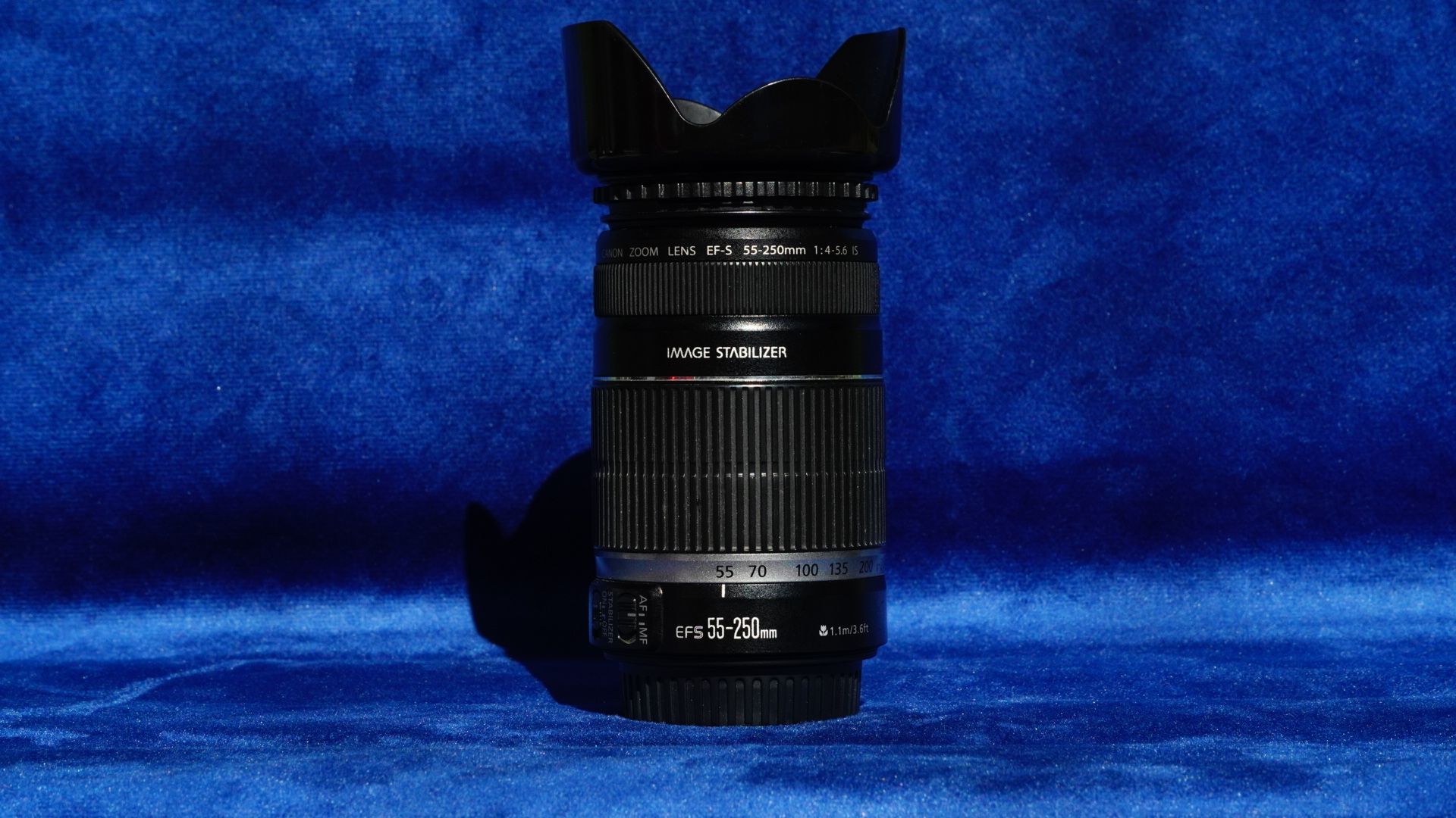 Canon EF-S 55-250mm Görüntü Sabitli Lens — görsel 2/2