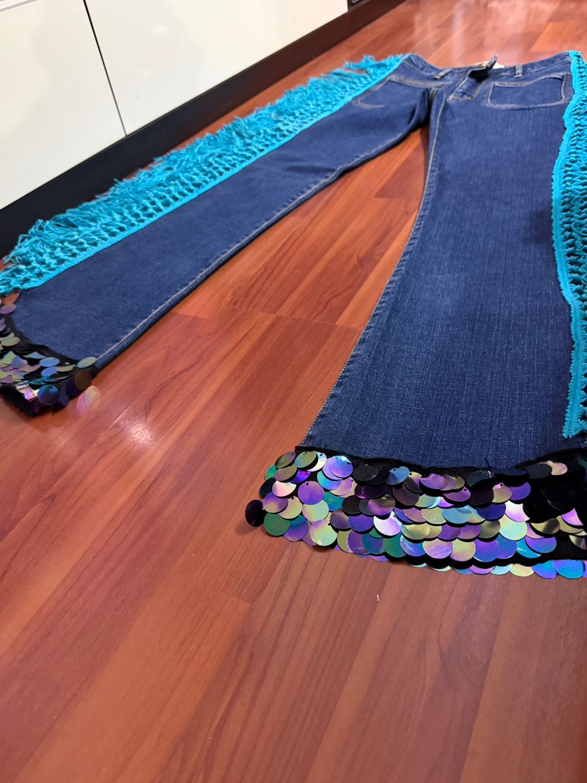 Mango Lacivert Paçalı Jean Pantolon — görsel 4/6
