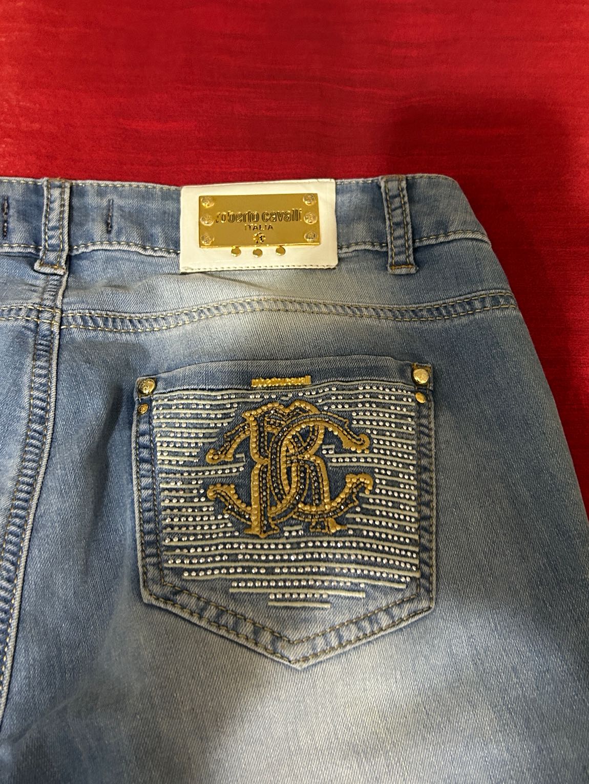 Açık Mavi Yırtık Detaylı Jeans — görsel 3/5
