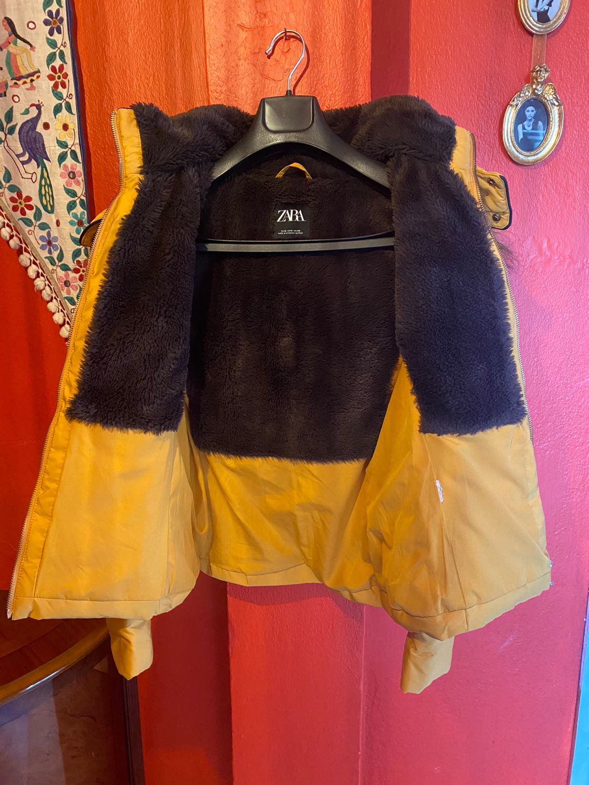 Zara şişme mont — görsel 4/8