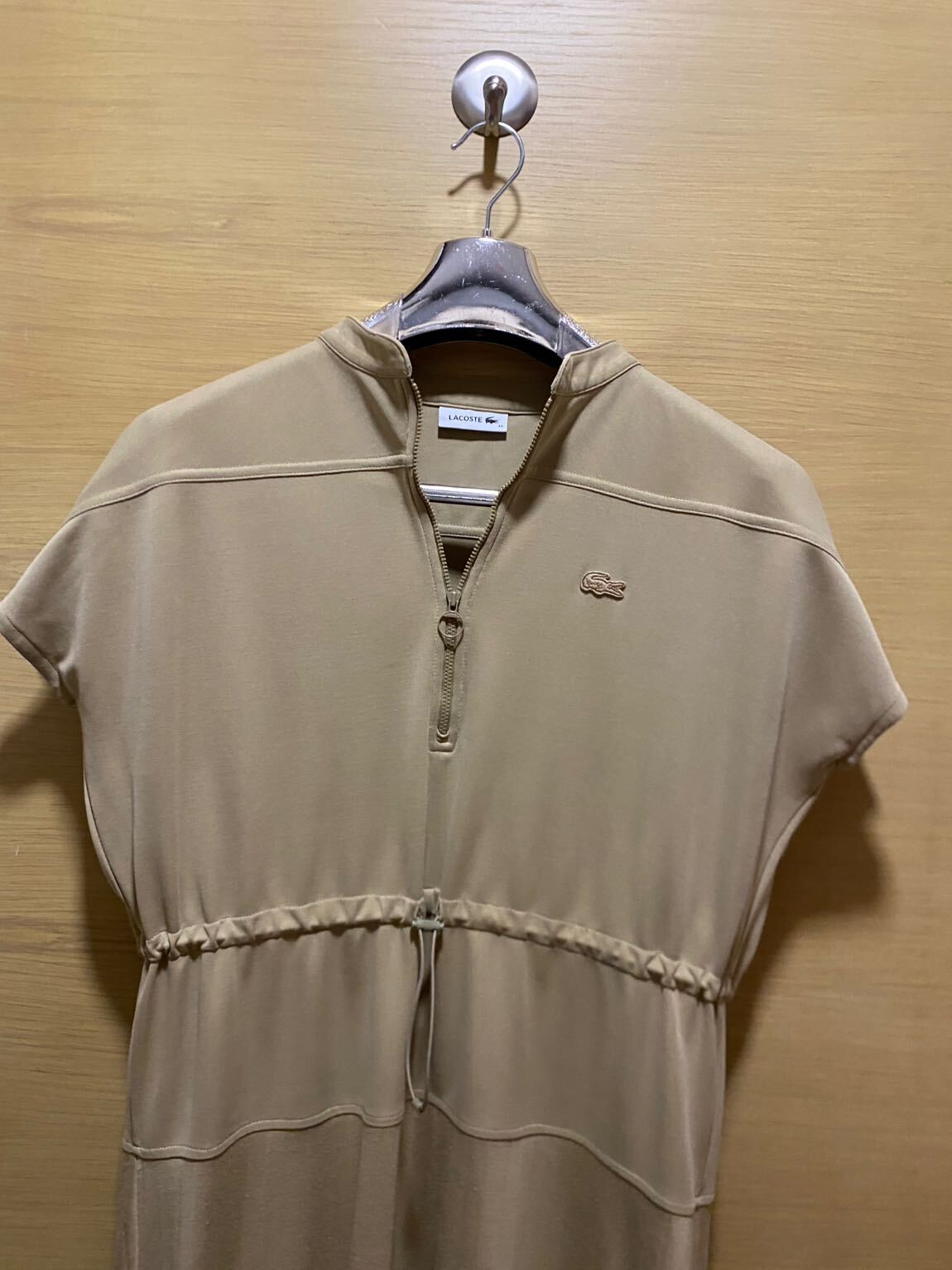 Lacoste Bej Elbise — görsel 2/8