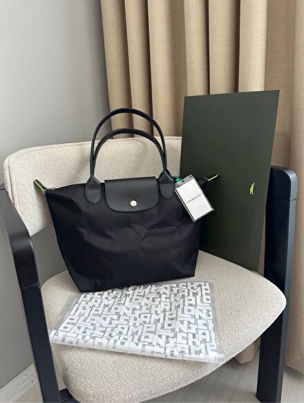 Longchamp Uzun Sap M Omuz Çantası