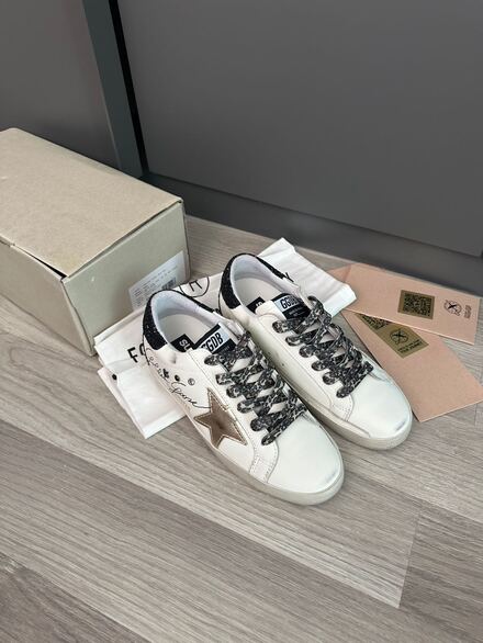 Golden Goose Deluxe Beyaz Sneaker