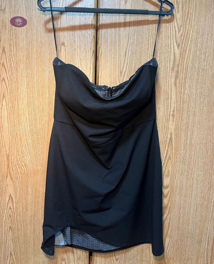 Siyah Straplez Mini Elbise