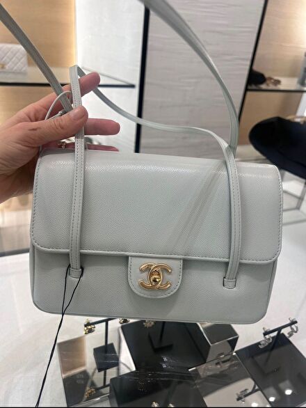 Chanel Açık Mavi Deri Çanta S26