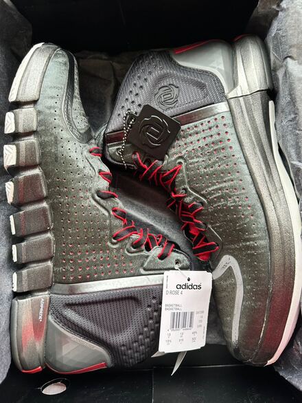 Adidas D Rose 4 (Derrick Rose)