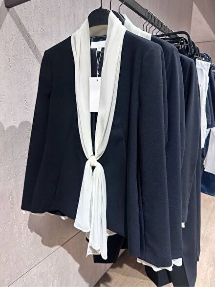 Zara fularlı blazer