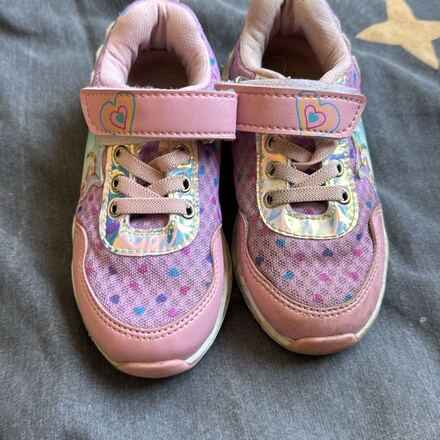 Pembe Kalp Desenli Sneaker