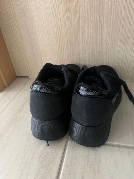 Siyah Kinetix Sneaker