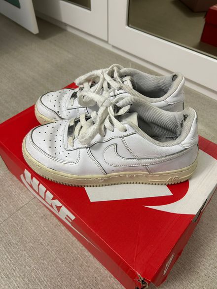 Nike Air Force 37.5
