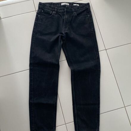 Siyah Mango Jean