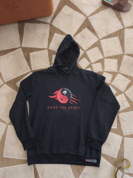 Siyah Kapüşonlu Sweatshirt