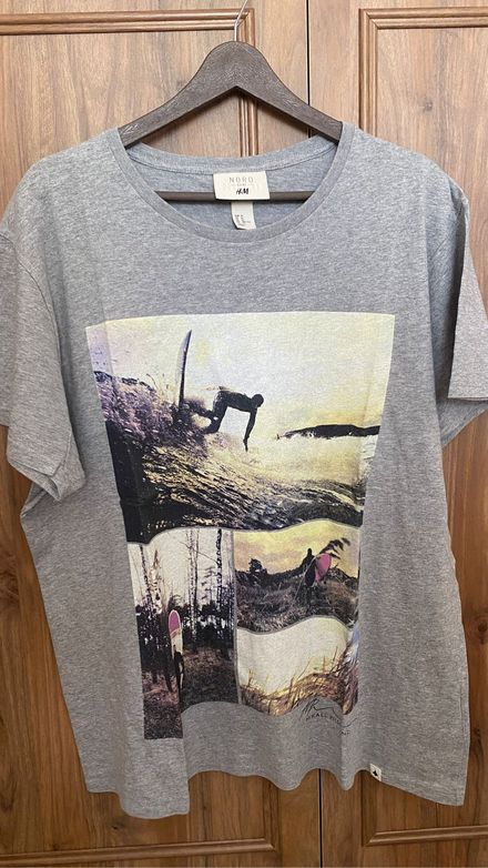 H&M erkek gri desenli tişört