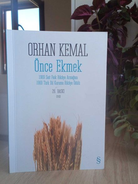 Önce Ekmek Kitabı 128 sayfadır