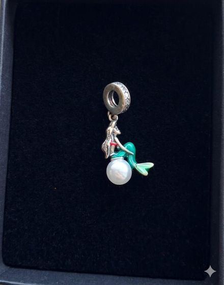 Pandora Deniz Kızı çelik Charm