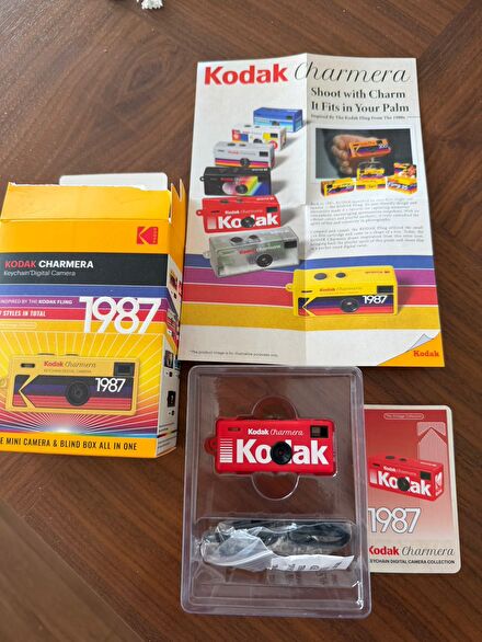 Kodak Charmera kırmızı Dijital Kamera