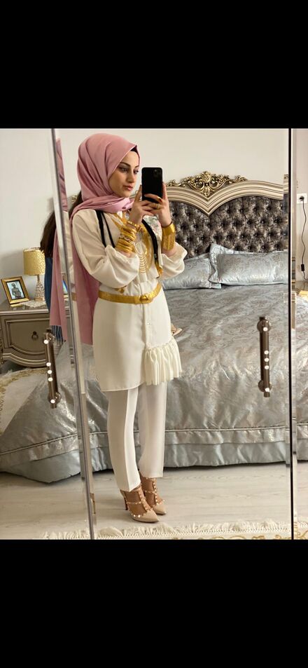 Beyaz Tunik ve Pantolon Seti
