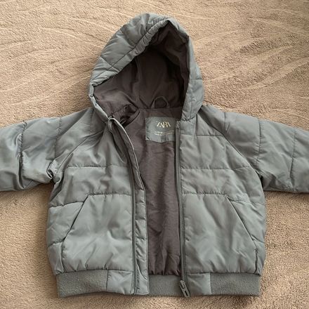 Zara Bebek Kapüşonlu Şişme Mont