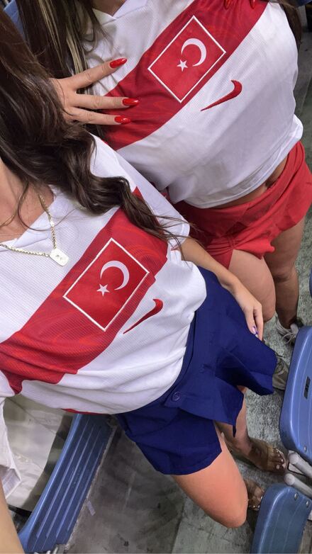 Nike Milli Takım Forması 1 saat giyildi