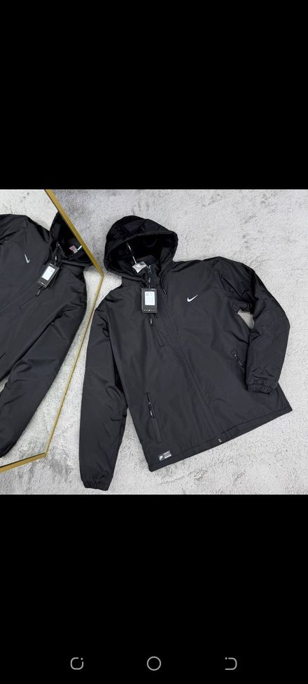 Nike Kapüşonlu Yağmurluk