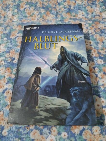 Almanca Kitap Halblings Blut Fantastik