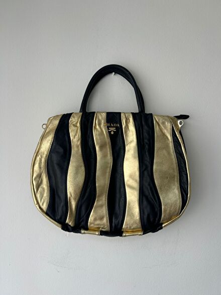 Prada Nappa Waves 2000s vintage bag