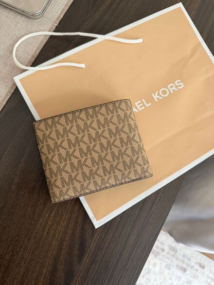 Michael Kors Erkek Cüzdanı Amerika