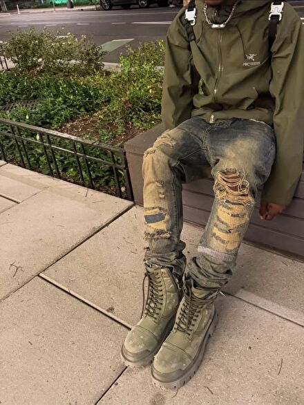 Balenciaga strike bot