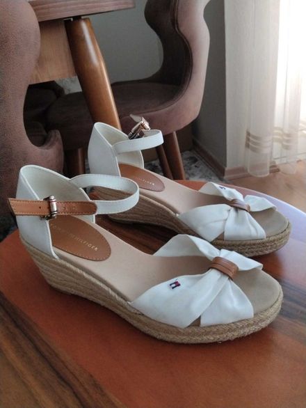 Tommy Hilfiger Beyaz Sandalet