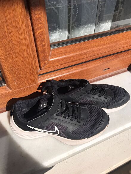 Nike Siyah Spor Ayakkabı