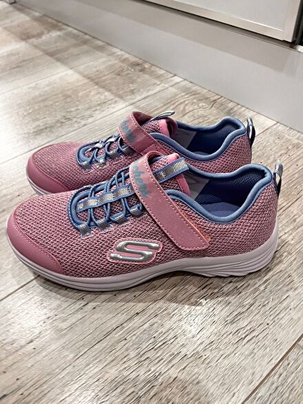 Skechers Pembe Spor Ayakkabı