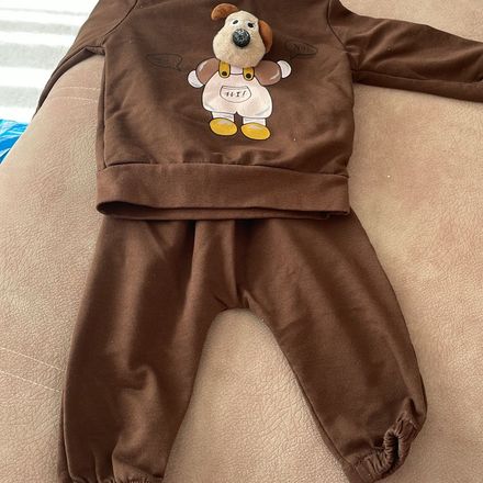 Kahverengi Köpek Figürlü Bebek Takımı