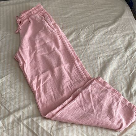 Pembe Pantolon