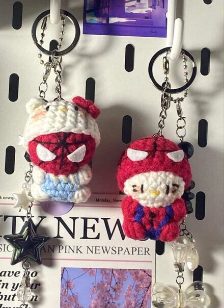 Couple spiderman hello kitty anahtarlık