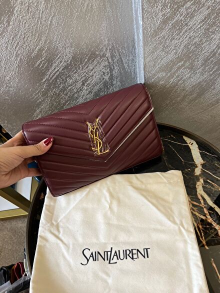 Bordo El Çantası