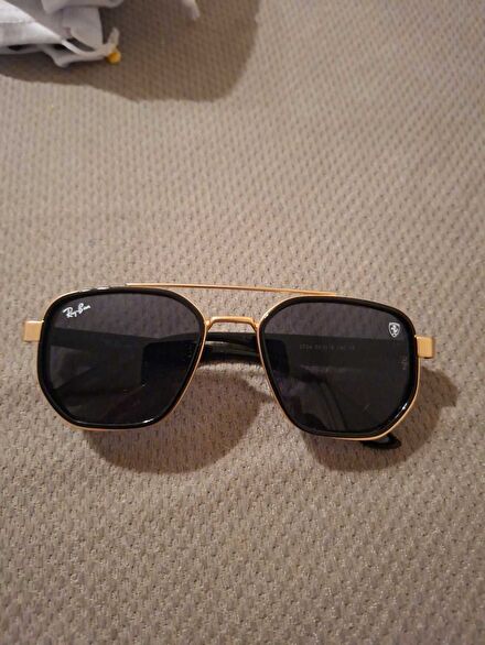 Ray-Ban Siyah Güneş Gözlüğü
