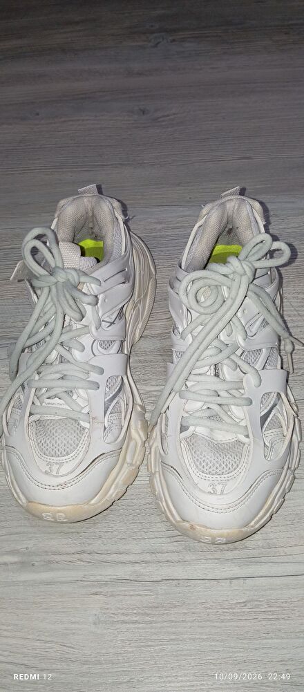 Beyaz Sneaker Ayakkabı