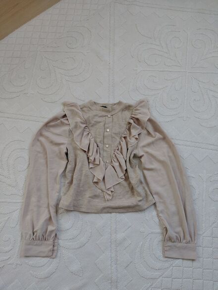 Zara Volanlı Krem Bluz