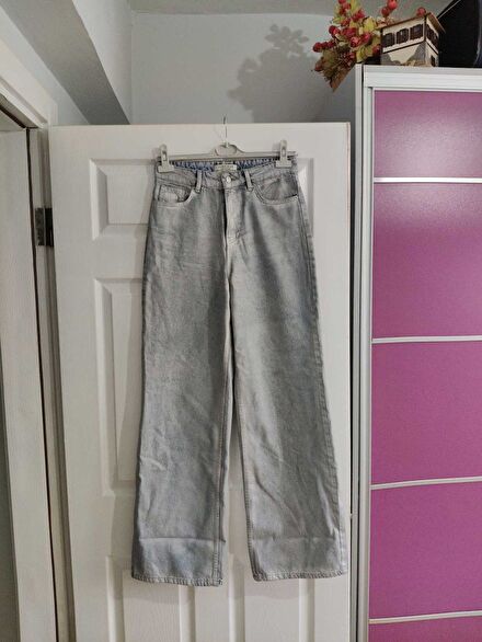 Gri Geniş Paça Kot Pantolon