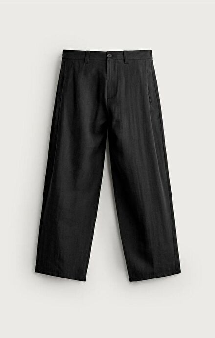 Zara Siyah Dökümlü Pantolon