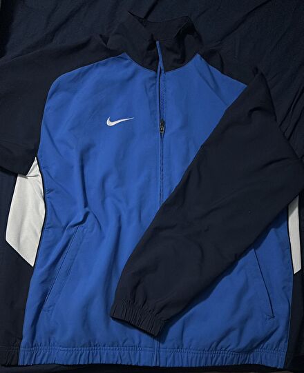 Nike Spor Mont