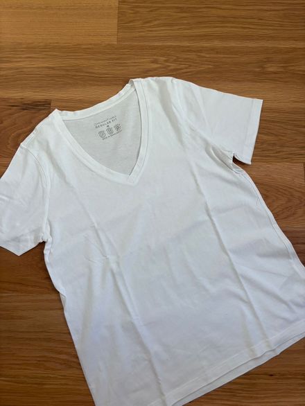Beyaz V Yaka T-Shirt Primark