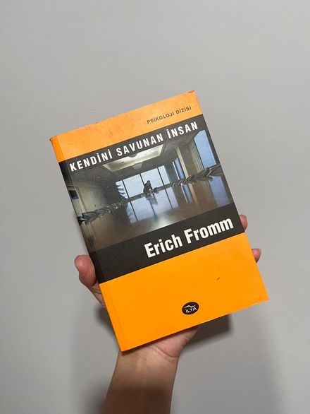 Kendini Savunan İnsan Kitabı