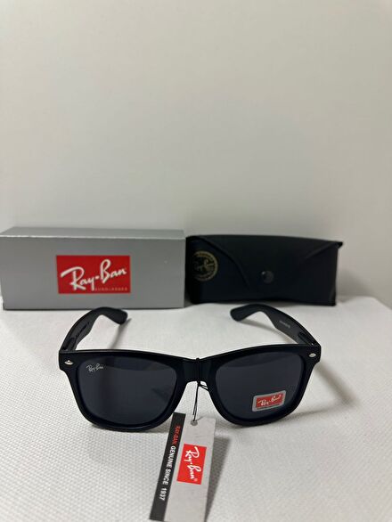 Ray-Ban Siyah Güneş Gözlüğü