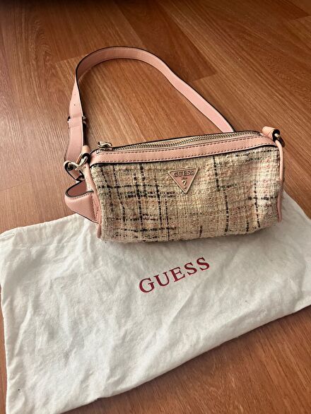 Guess Pembe Desenli Orj Omuz Çantası