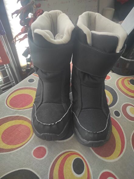 Decathlon quechua kar botu