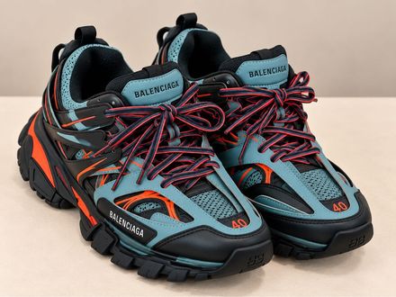Balenciaga Çok Renkli Sneaker orijinal