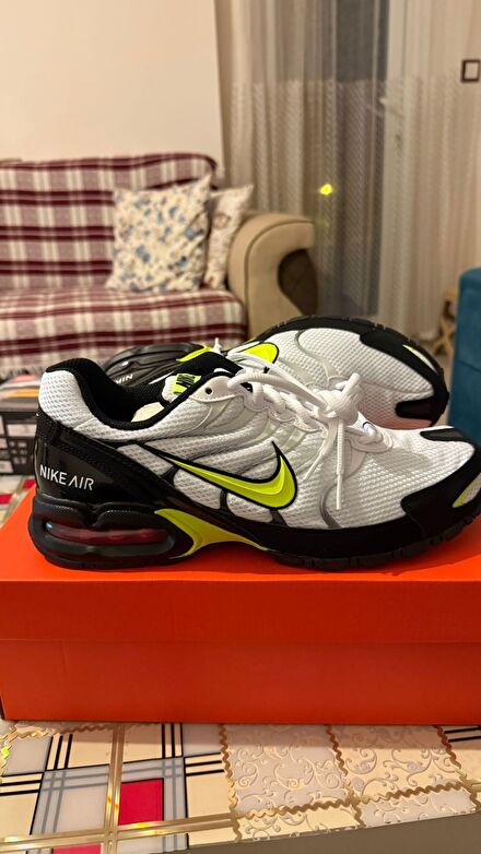 Nike Air Max Torch 4