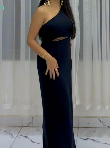 Siyah Tek Kol Abiye Elbise